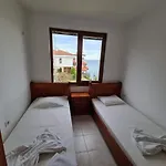 Apartment под наем 4-стаен с изумителна фронтална гледка море, Sun Coast влас