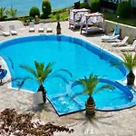 Apartment под наем 4-стаен с изумителна фронтална гледка море, Sun Coast влас *