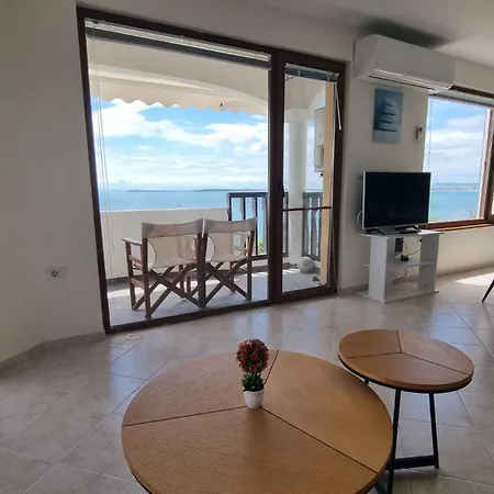 公寓 под наем 4-стаен с изумителна фронтална гледка море, Sun Coast влас