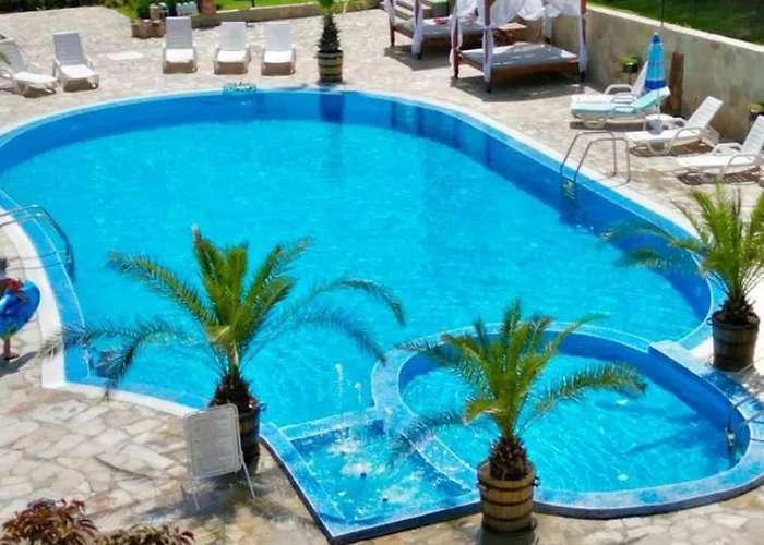 公寓 под наем 4-стаен с изумителна фронтална гледка море, Sun Coast влас *