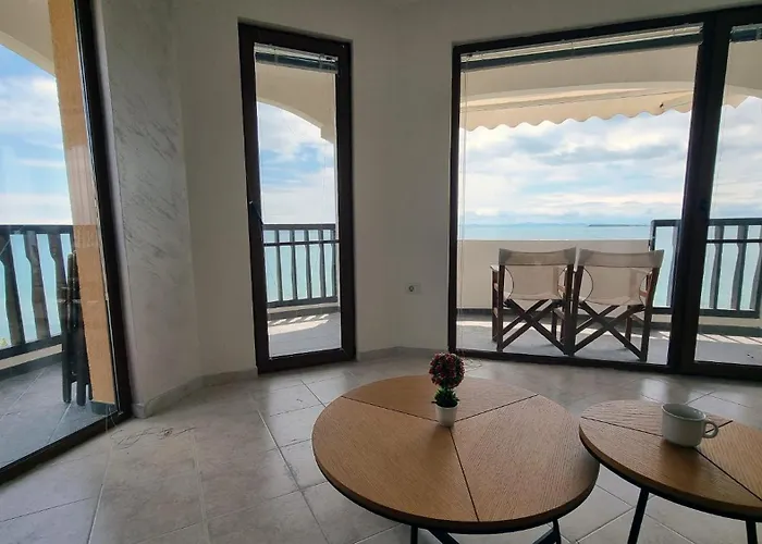 под наем 4-стаен с изумителна фронтална гледка море, Sun Coast влас 公寓