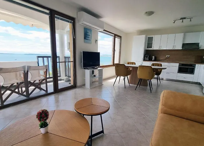 под наем 4-стаен с изумителна фронтална гледка море, Sun Coast влас Apartamento Sveti Vlas