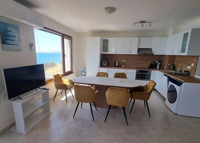 под наем 4-стаен с изумителна фронтална гледка море, Sun Coast влас Apartamento *